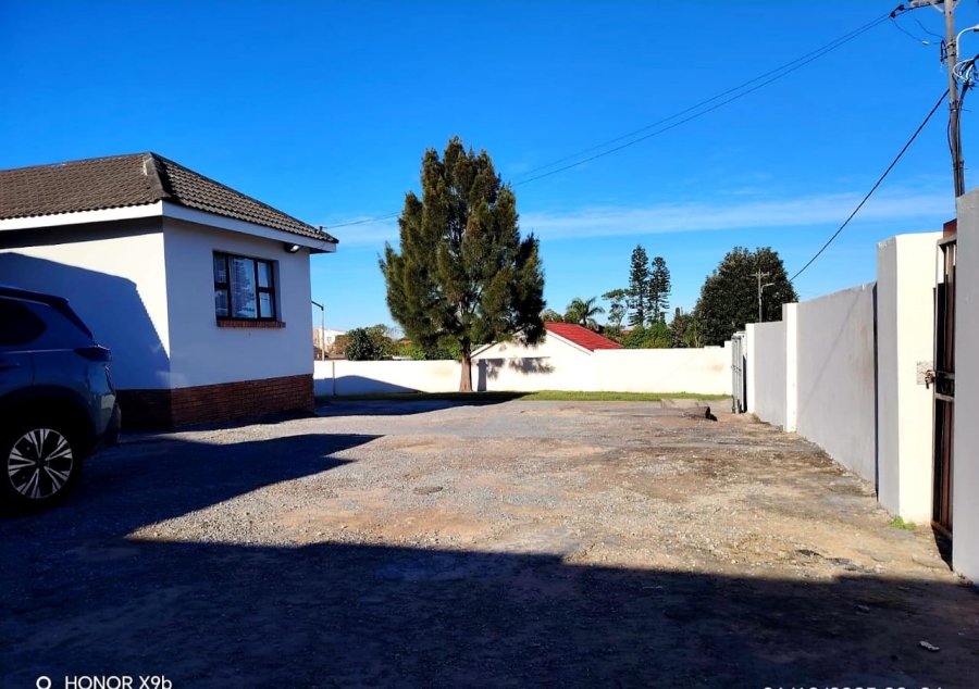 5 Bedroom Property for Sale in Amalinda Eastern Cape